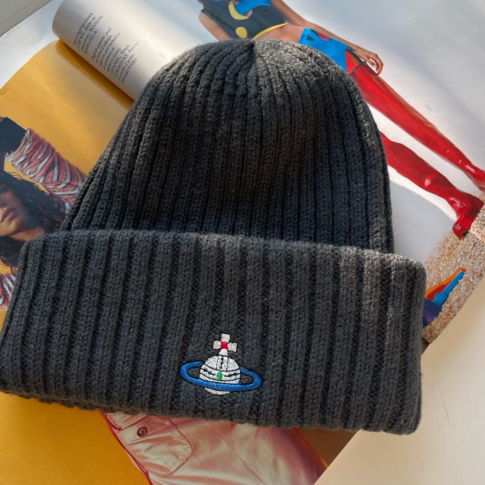 VIVIENNE WESTWOOD EMBROIDERED LOGO KNIT WOOL BEANIE